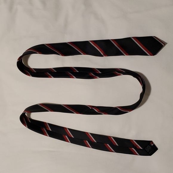 Men's black with red and silver strip Aldo Polyester Tie - Picture 1 of 7